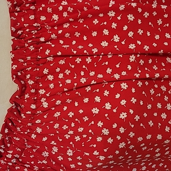 Dusk Red Floral Bardot Off Shoulder Blouse - XL NWT - Picture 2 of 7